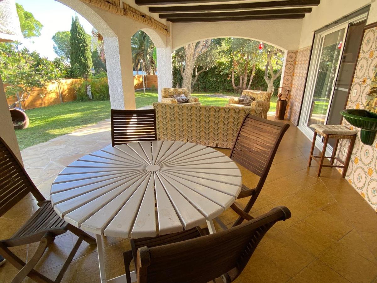 Villa Sitges El Ranch Amaizing Outdoor Areas Beaches At 5 Minutes Walk Sitges At 15 Min Drive Ac Pool Jacuzzi & Garden Xxl Calafell Exterior foto